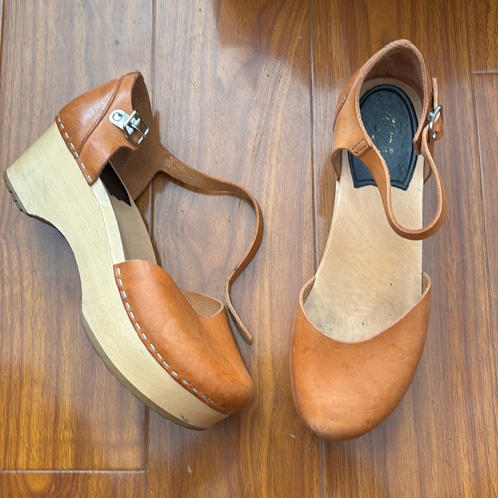 Swedish Hasbeens Tan Leather Clogs with Wood Platform